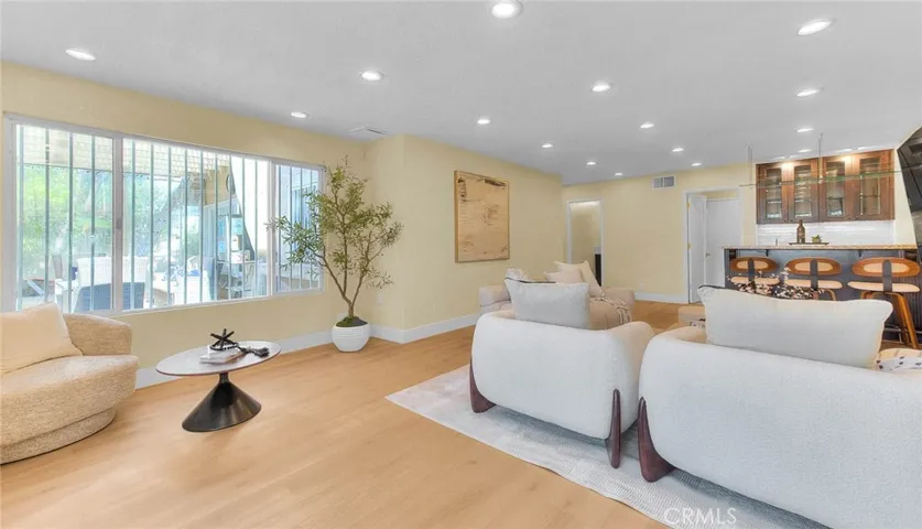 18223 Delano, Los Angeles, California 91335