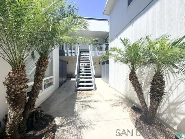 92 Antigua, Coronado, California 92118