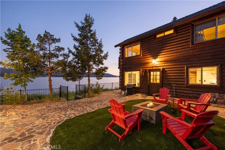 39955 North Shore Drive, Fawnskin, California 92333