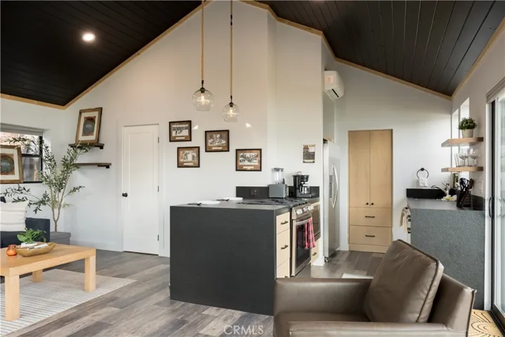 39955 North Shore Drive, Fawnskin, California 92333