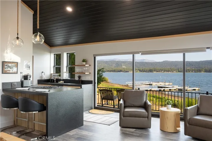 39955 North Shore Drive, Fawnskin, California 92333