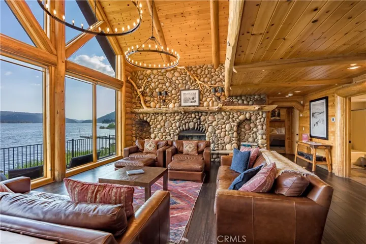 39955 North Shore Drive, Fawnskin, California 92333