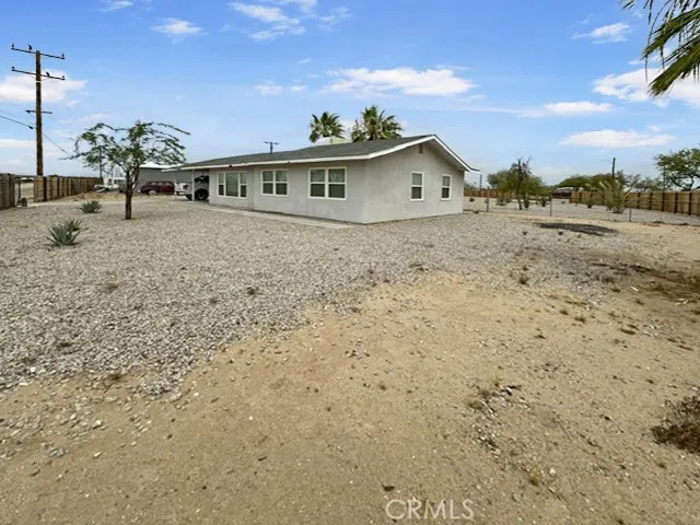 Side yard