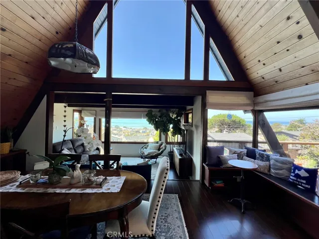 dining area views