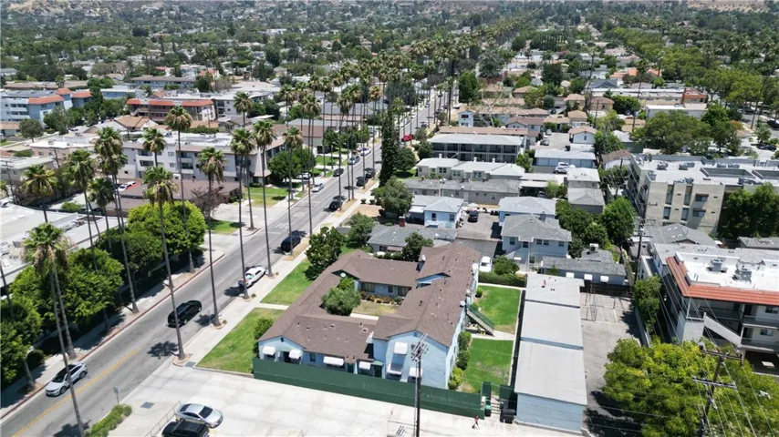 1118 Western Avenue, Glendale, California 91201