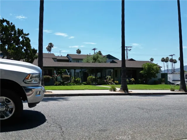 1118 Western Avenue, Glendale, California 91201