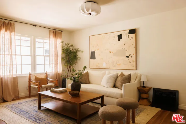 4330 Globe Avenue, Culver City, California 90230