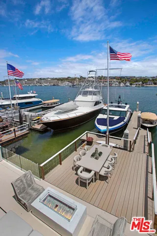 642 Via Lido Nord, Newport Beach, California 92663