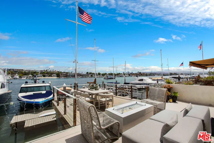 642 Via Lido Nord, Newport Beach, California 92663