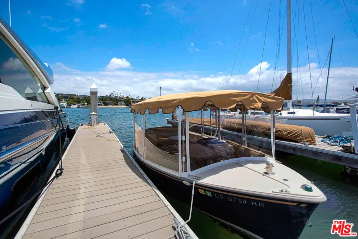 642 Via Lido Nord, Newport Beach, California 92663