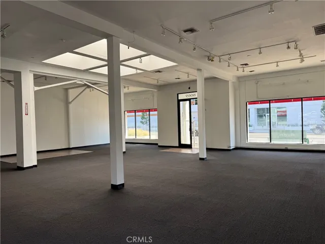 8069 Beverly Boulevard, Los Angeles, California 90048