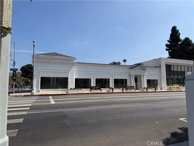 8069 Beverly Boulevard, Los Angeles, California 90048