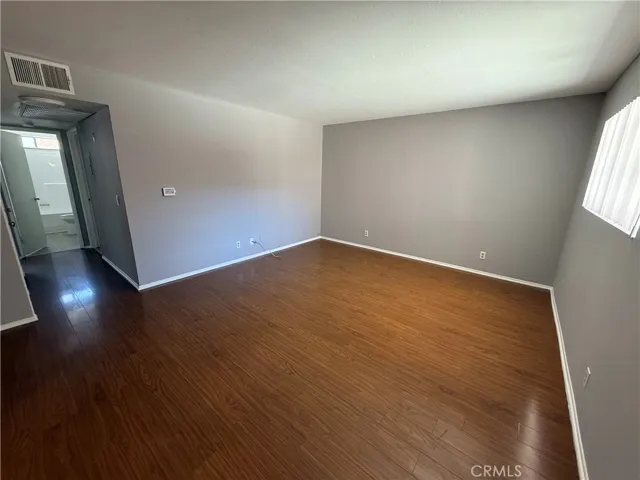 211 Magnolia 115, Glendale, California 91204