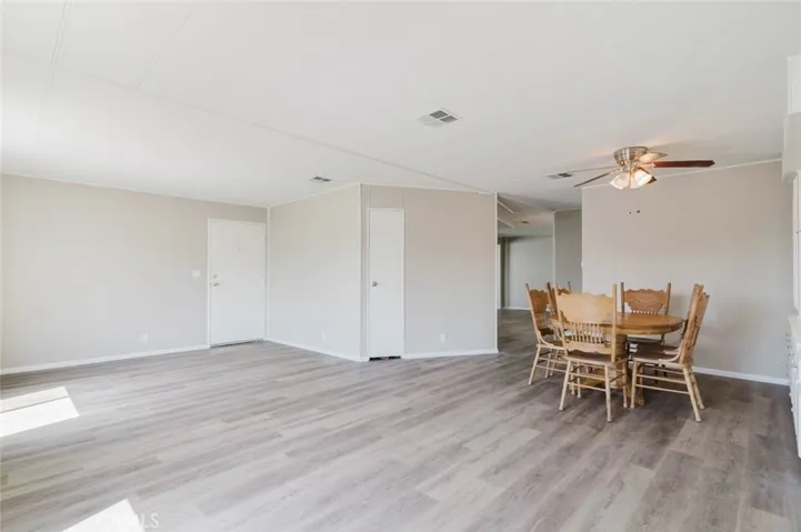 3800 Bradford 63, La Verne, California 91750
