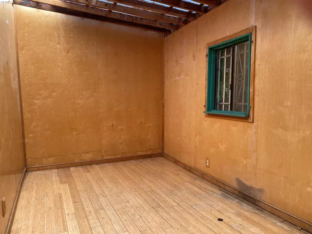 Empty room