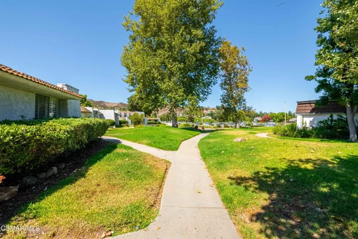 3623SummershoreLn 43