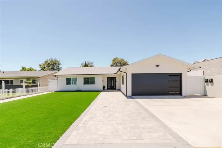 8963 Mclennan, Northridge, California 91343
