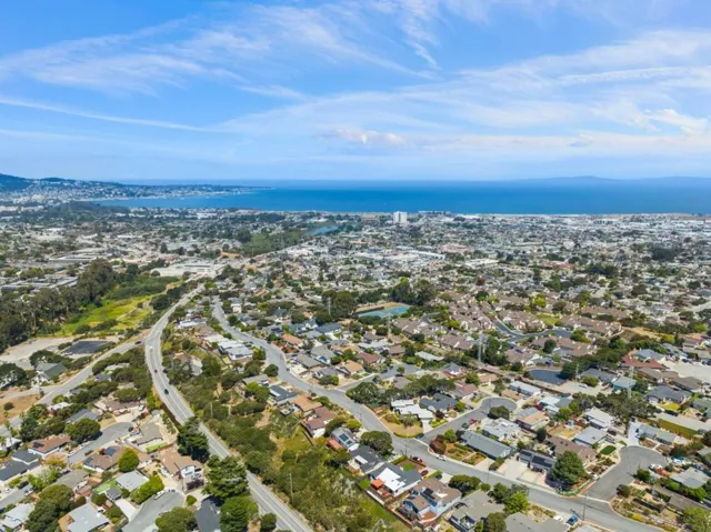 950 Portola, Del Rey Oaks, California 93940