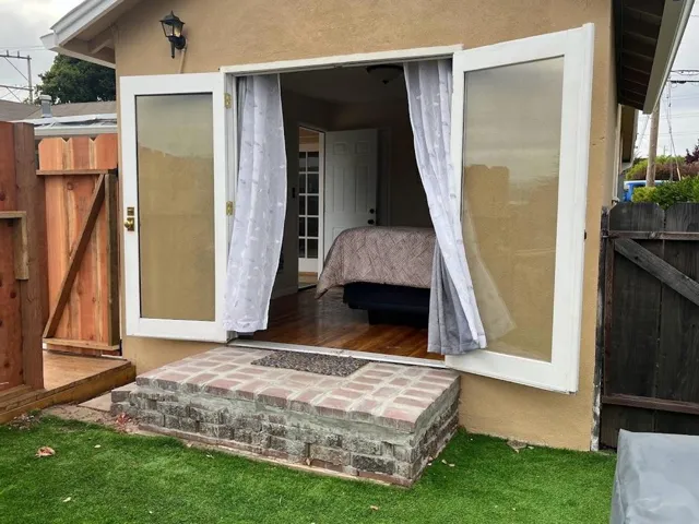 950 Portola, Del Rey Oaks, California 93940