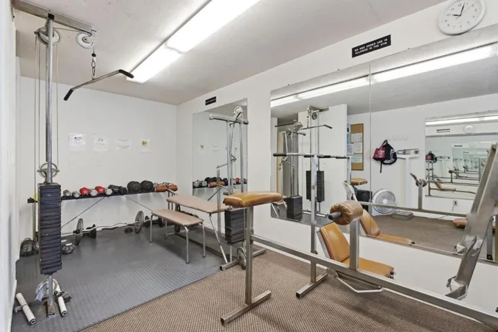 250 Whitmore Street 104, Oakland, California 94611