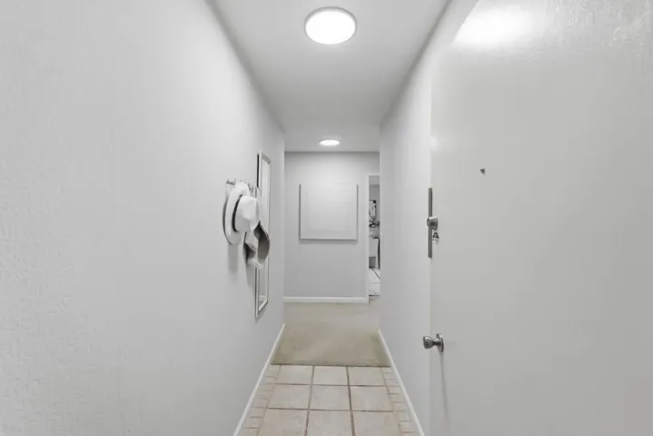 250 Whitmore Street 104, Oakland, California 94611