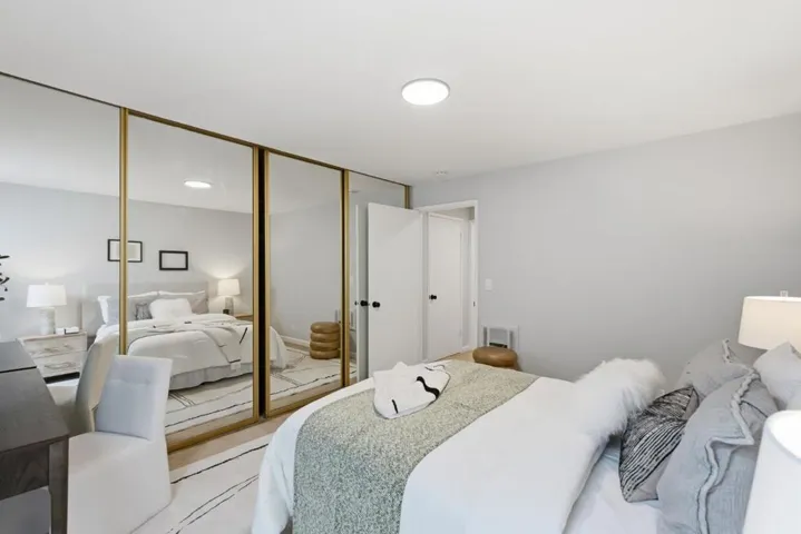 250 Whitmore Street 104, Oakland, California 94611