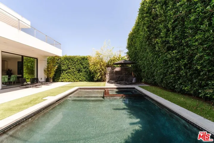 1716 Amherst Avenue, Los Angeles, California 90025