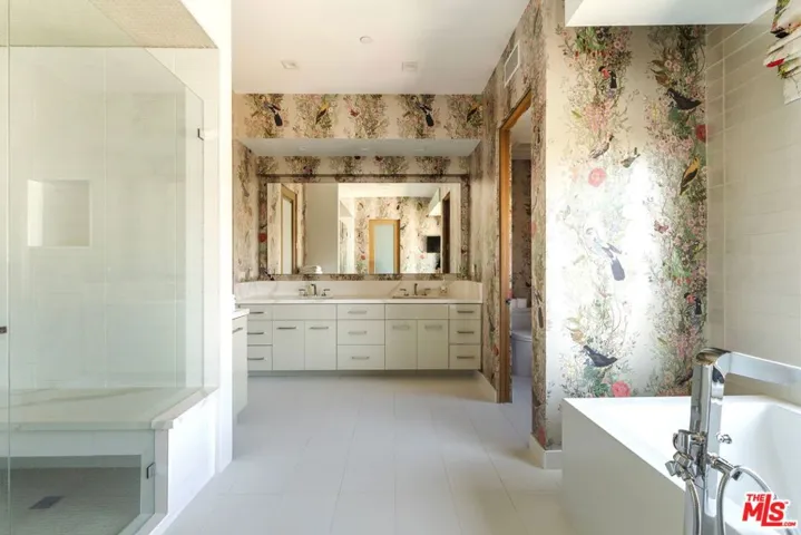 1716 Amherst Avenue, Los Angeles, California 90025