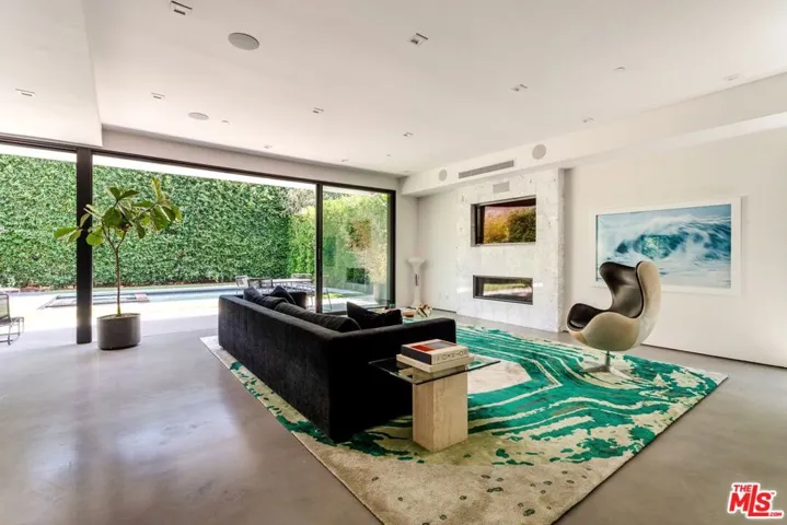 1716 Amherst Avenue, Los Angeles, California 90025