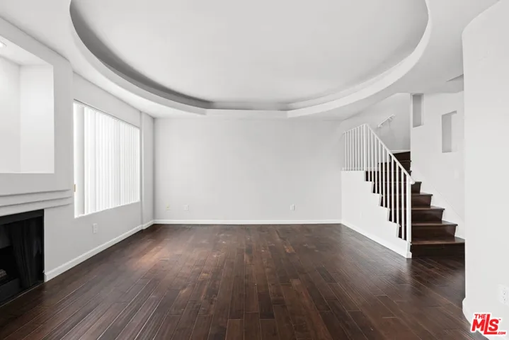 10627 Moorpark Street 8, North Hollywood, California 91602