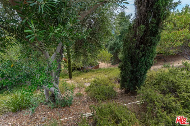936 N Staley Lane, Los Angeles, California 90042