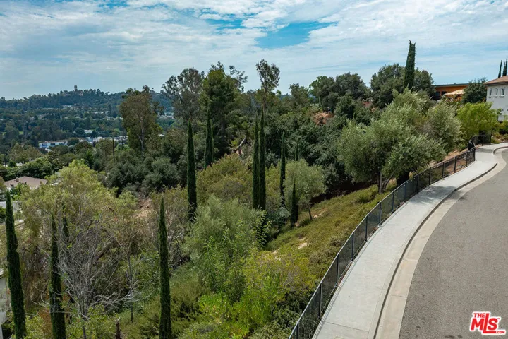 936 N Staley Lane, Los Angeles, California 90042