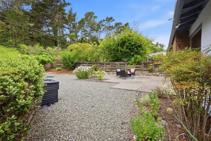 2821 Oakmont Drive, San Bruno, California 94066