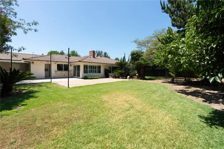 333 W Wistaria Avenue, Arcadia, California 91007