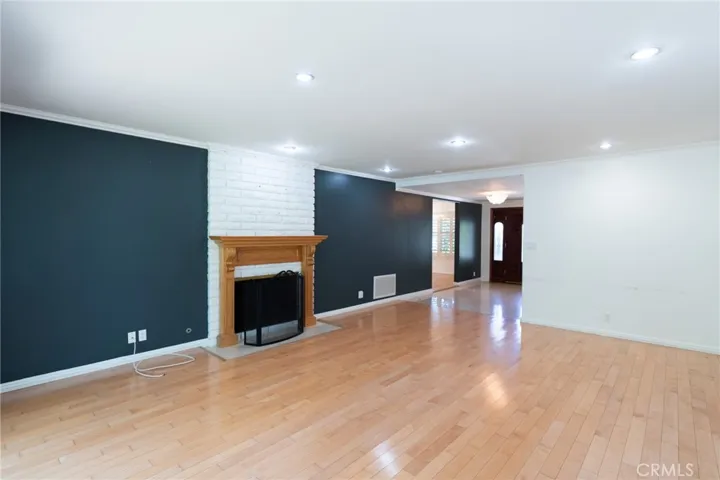 333 W Wistaria Avenue, Arcadia, California 91007