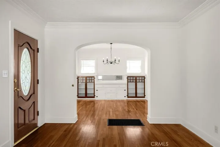 1068 E 9th Street, Upland, California 91786