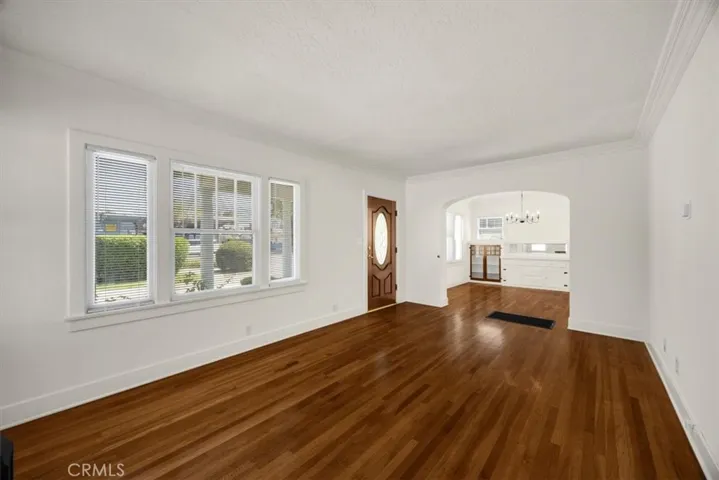 1068 E 9th Street, Upland, California 91786