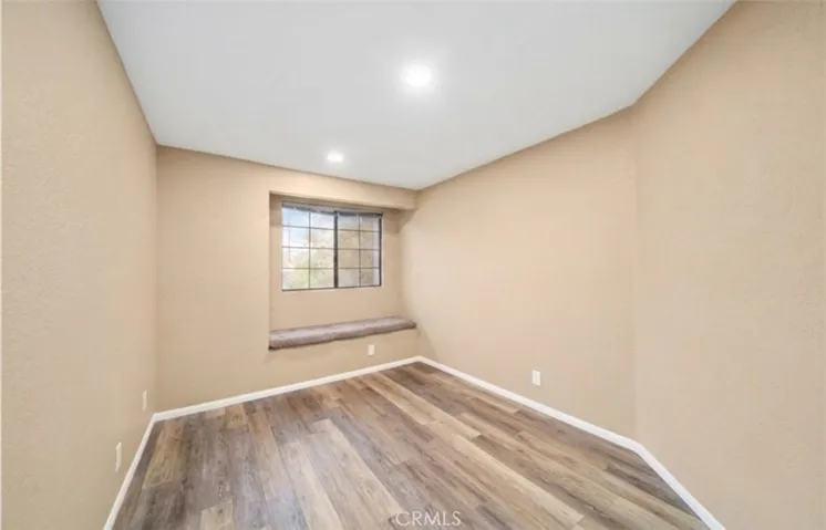 15660 Lake Ridge Road, Lake Elsinore, California 92530