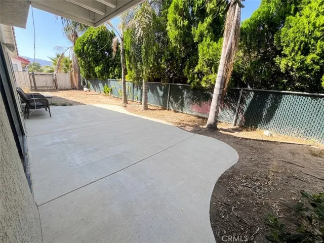 15660 Lake Ridge Road, Lake Elsinore, California 92530