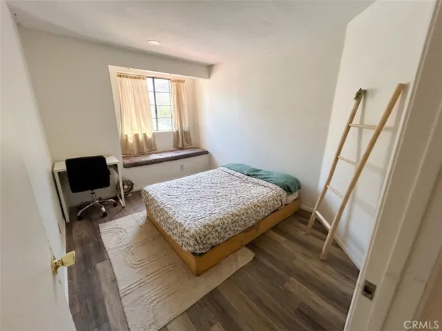 15660 Lake Ridge Road, Lake Elsinore, California 92530