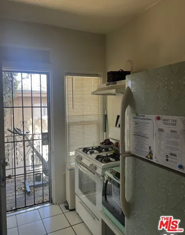 UNIT 6 KITCHEN