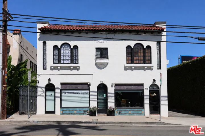 710 N Van Ness Avenue, Los Angeles, California 90038