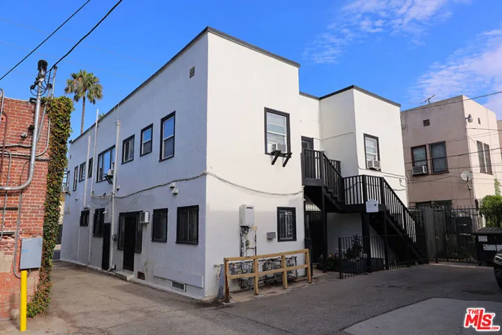 710 N Van Ness Avenue, Los Angeles, California 90038