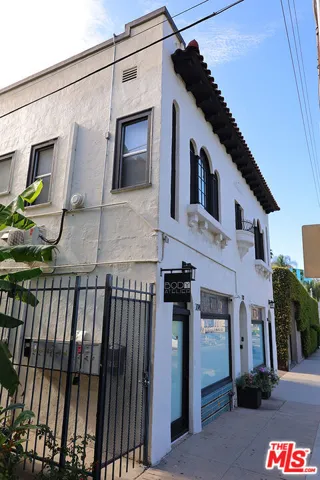 710 N Van Ness Avenue, Los Angeles, California 90038