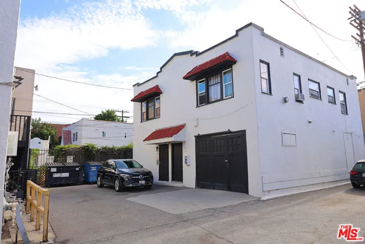 710 N Van Ness Avenue, Los Angeles, California 90038