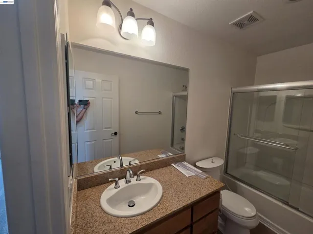 2985 First Street, Livermore, California 94551