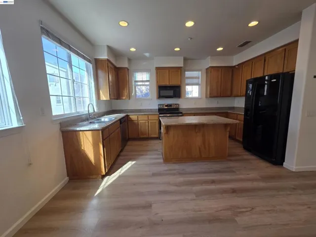 2985 First Street, Livermore, California 94551