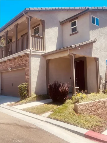 6251 E Overlook, Fresno, California 93727