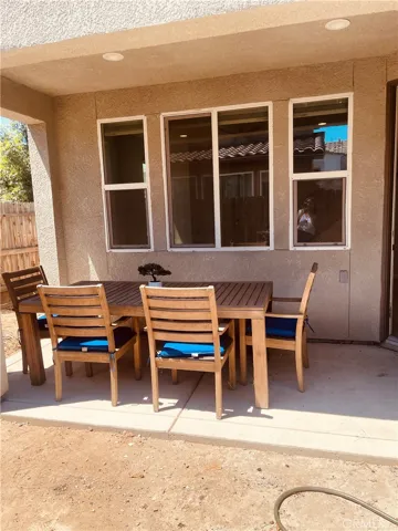 6251 E Overlook, Fresno, California 93727