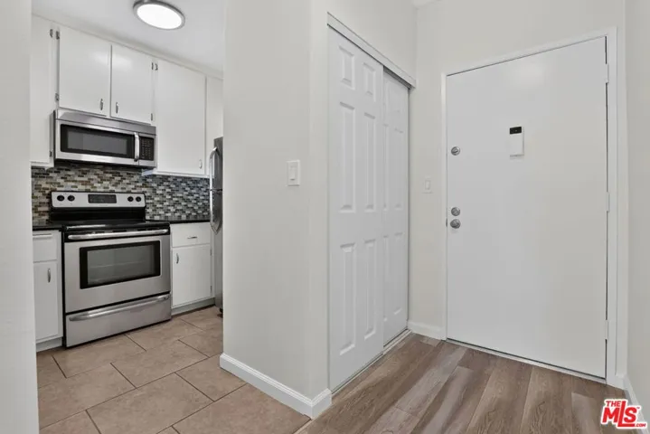 311 Montana Avenue 302, Santa Monica, California 90403